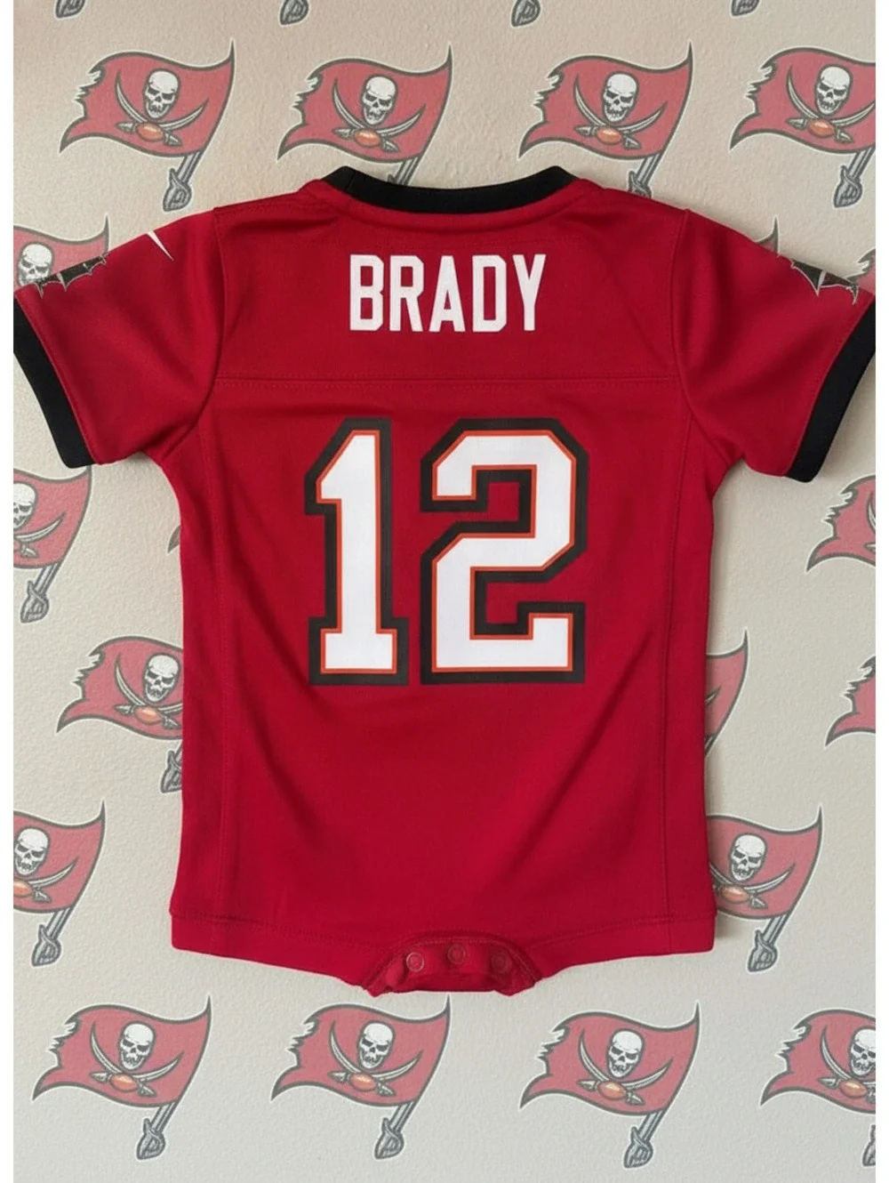 Tom Brady #12 - Infant 0-3 Month Romper - Tamp Bay Buccaneers